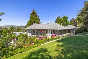525 Mesa St, Klamath Falls, OR 97601 - Photo 1