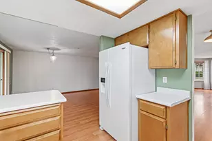 1813 Cascadia Cir, Medford, OR 97504 - Photo 25