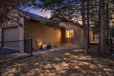 51861 Hollinshead Place, La Pine, OR 97739 - Photo 23