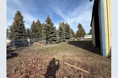 3592 E Lake Avenue, Chiloquin, OR 97624 - Photo 7