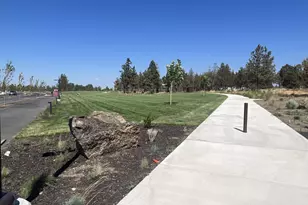 3809 NE Finch Ave, Bend, OR 97701 - Photo 27