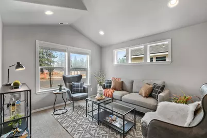 2825 NW Sterling Drive #288, Redmond, OR 97756 - Photo 1