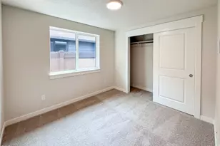 2830 NW Sterling Dr, Redmond, OR 97756 - Photo 7