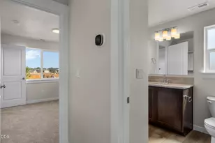 2684 NW 28th St, Redmond, OR 97756 - Photo 19
