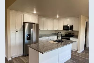 3360 Bryson Way, Medford, OR 97504 - Photo 7