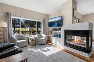 1045 Golden Pheasant Dr, Redmond, OR 97756 - Photo 9