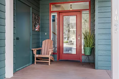 1045 Golden Pheasant Drive, Redmond, OR 97756 - Photo 3