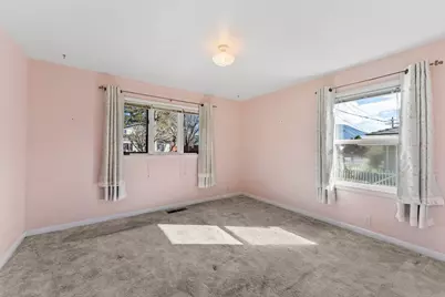 414 NE 11th Street, Grants Pass, OR 97526 - Photo 11