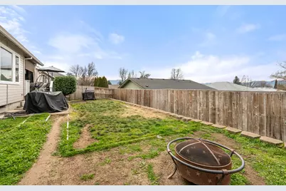 3043 Colonial Avenue, Medford, OR 97504 - Photo 21