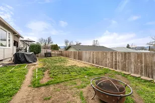 3043 Colonial Ave, Medford, OR 97504 - Photo 21