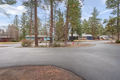 1348 NW Vicksburg Avenue, Bend, OR 97703 - Photo 35