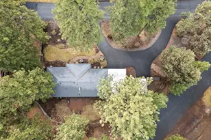 1348 NW Vicksburg Ave, Bend, OR 97703 - Photo 5