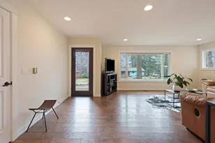 1348 NW Vicksburg Ave, Bend, OR 97703 - Photo 9