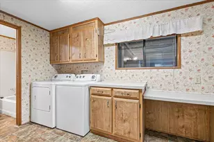 4624 S Pacific Hwy, Phoenix, OR 97535 - Photo 27