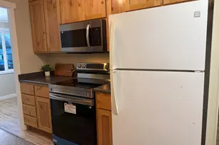 355 Colver Rd, Talent, OR 97540 - Photo 3