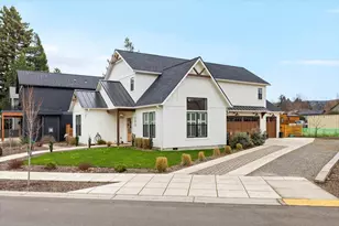 795 Bybee Dr, Jacksonville, OR 97530 - Photo 7