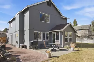 1152 NE Locksley Dr, Bend, OR 97701 - Photo 25