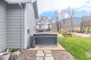 707 Wards Creek Rd, Rogue River, OR 97537 - Photo 21