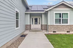 707 Wards Creek Rd, Rogue River, OR 97537 - Photo 5