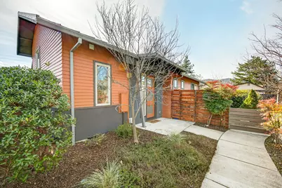 98 Dunn Circle, Ashland, OR 97520 - Photo 1