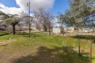 2888 Greensprings Dr, Klamath Falls, OR 97601 - Photo 35