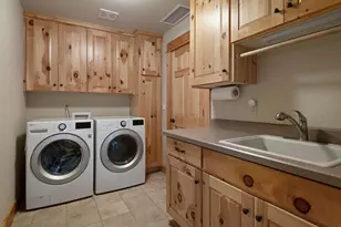 19407 Charleswood Ln, Bend, OR 97702 - Photo 25