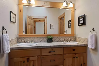 19407 Charleswood Lane, Bend, OR 97702 - Photo 19