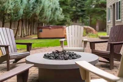 19407 Charleswood Lane, Bend, OR 97702 - Photo 29