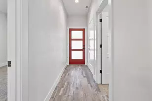 1168 W Ridge Dr, Klamath Falls, OR 97601 - Photo 5