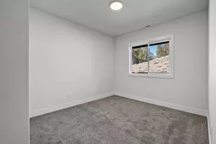 1168 W Ridge Dr, Klamath Falls, OR 97601 - Photo 21