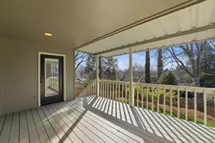 736 NE Oregon Ave, Grants Pass, OR 97526 - Photo 27