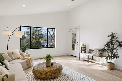 736 NE Oregon Avenue, Grants Pass, OR 97526 - Photo 7