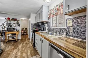 4836 Barney Ct, Klamath Falls, OR 97601 - Photo 9