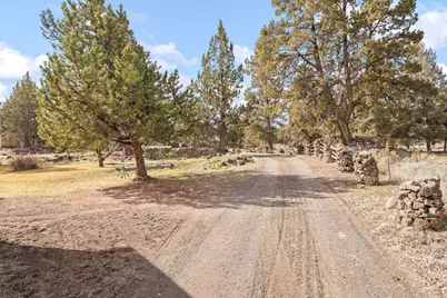 64904 Rimrock Drive, Bend, OR 97703 - Photo 35