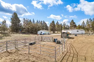 64904 Rimrock Dr, Bend, OR 97703 - Photo 31