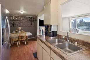 64904 Rimrock Dr, Bend, OR 97703 - Photo 13