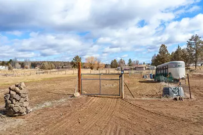 64904 Rimrock Drive, Bend, OR 97703 - Photo 25