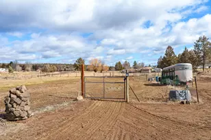 64904 Rimrock Dr, Bend, OR 97703 - Photo 29