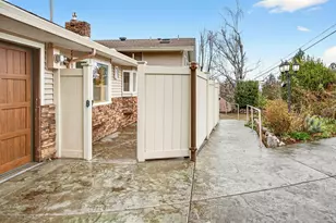 1059 Terra Ave, Ashland, OR 97520 - Photo 3