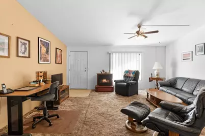 633 E Archwood Drive #UNIT 59, Eagle Point, OR 97524 - Photo 3