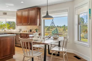 61275 Lane Knolls Ct, Bend, OR 97702 - Photo 25