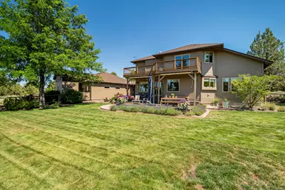 61275 Lane Knolls Court, Bend, OR 97702 - Photo 11