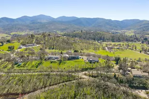 1873 Sundial Dr, Medford, OR 97501 - Photo 25