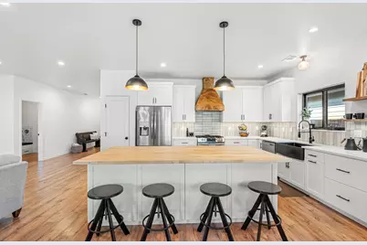 997 Arrowhead Trail, Eagle Point, OR 97524 - Photo 5