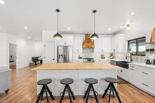 997 Arrowhead Trail, Eagle Point, OR 97524 - Photo 5