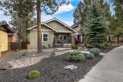 762 NW Mount Washington Drive, Bend, OR 97703 - Photo 3