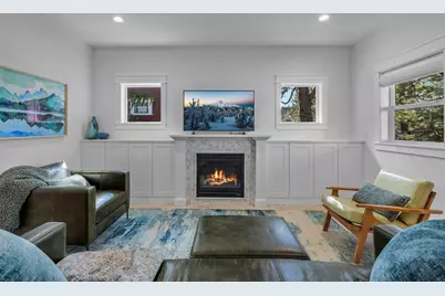 762 NW Mount Washington Drive, Bend, OR 97703 - Photo 9