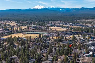 762 Northwest Mount Washington Drive, Bend, OR 97703 - Photo 57