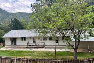 50 Tenney Dr, Rogue River, OR 97537 - Photo 3