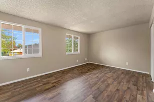 1215 W Main, Medford, OR 97501 - Photo 31